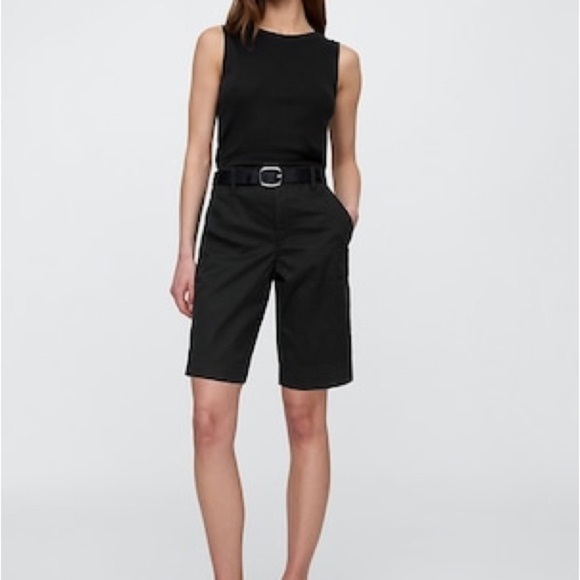 GAP Black Twill Downtown City Shorts Cuffs 11” Inseam Flat Front Belt Loops Sz 6 - Picture 6 of 12